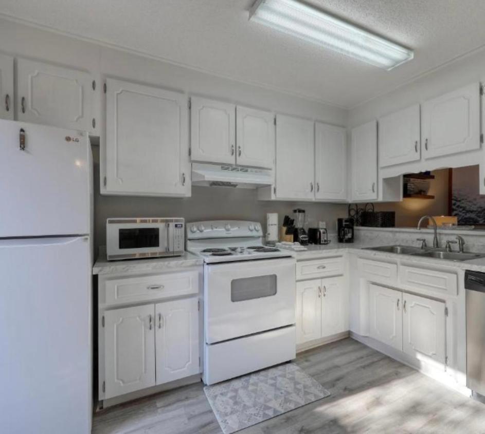 Ocean Walk Apartment Миртъл Бийч Екстериор снимка
