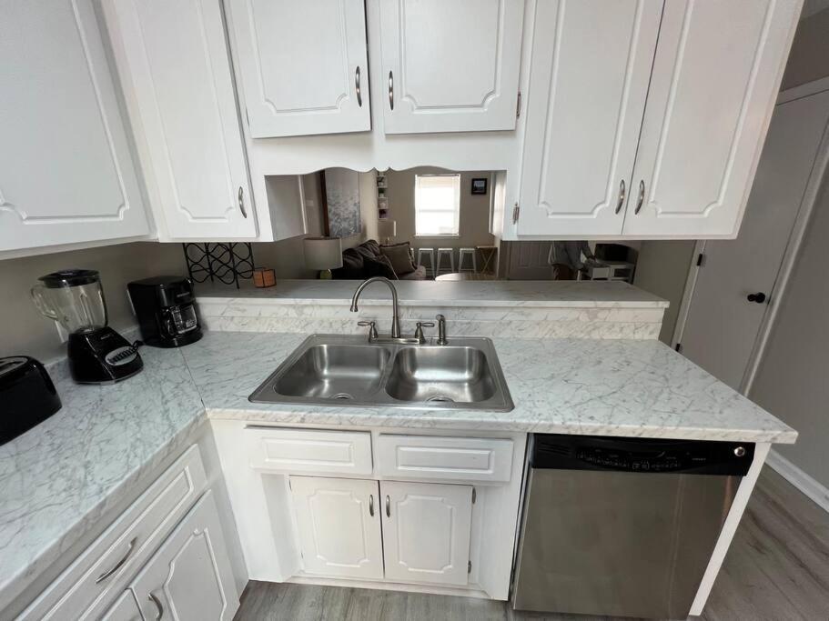 Ocean Walk Apartment Миртъл Бийч Екстериор снимка